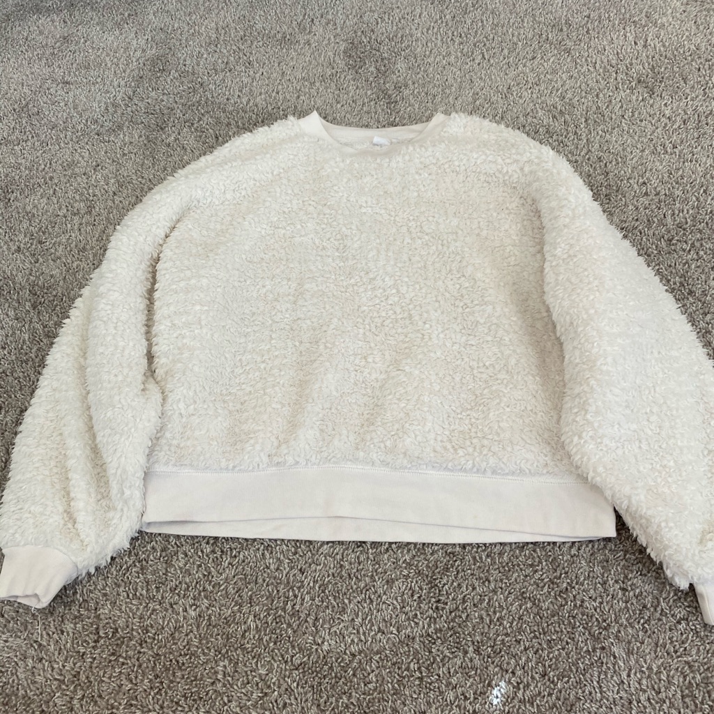 Fuzzy Gap Pullover